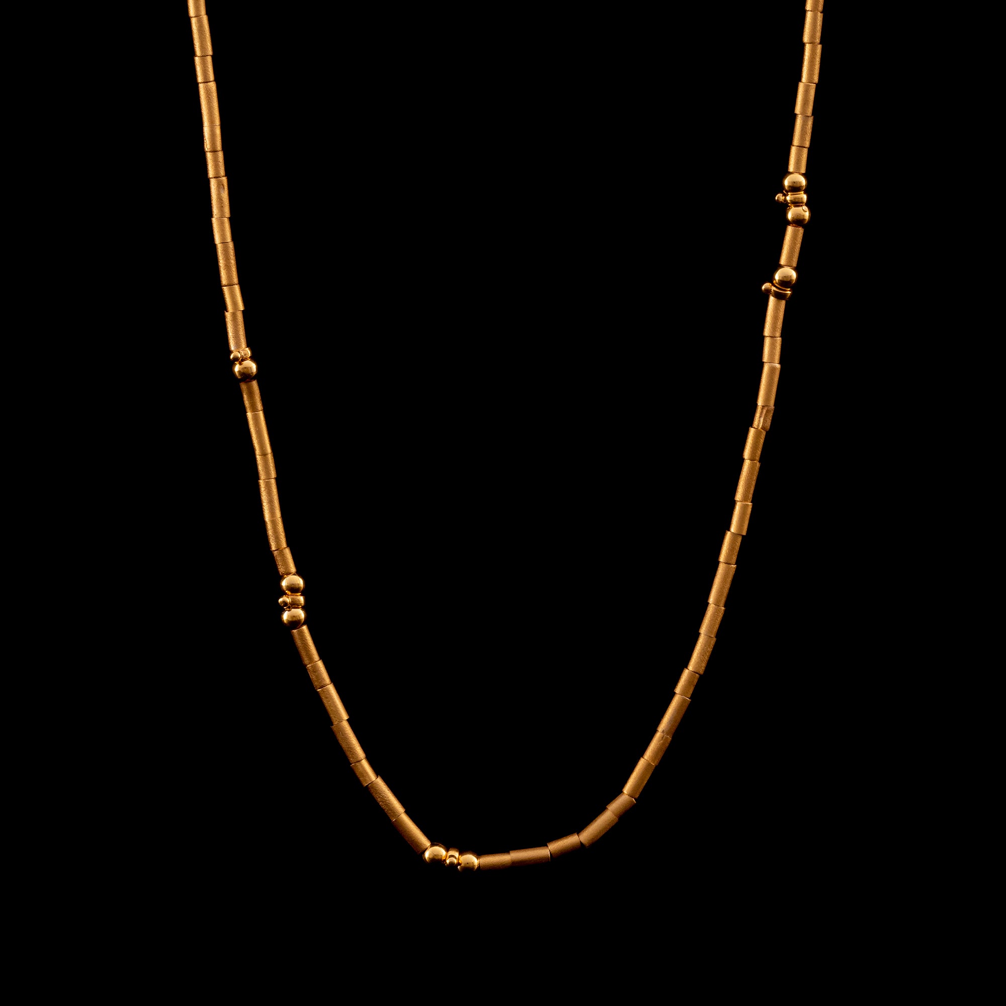 Yellow Chain, Yellow Details