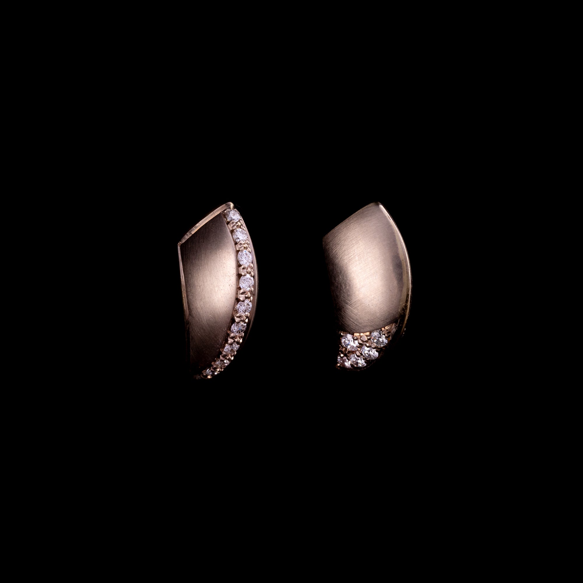 Sparkling Doric Earrings